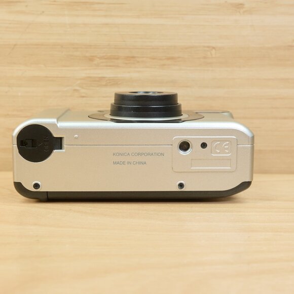 Vintage Konica Zoom FR735 R Point and Shoot 35mm Film Camera / Tested & Working - Picture 7 of 8